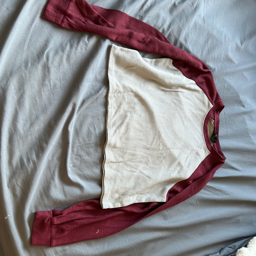Red and grey long sleeve crop top